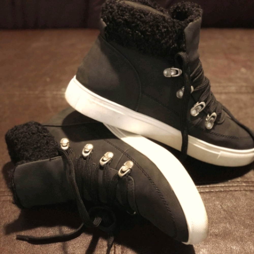 HoT HighTops